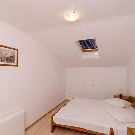 Plavac Mali- Two Bedroom With Balcony And Sea View *