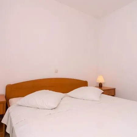 Plavac Mali- Two Bedroom With Balcony And Sea View *