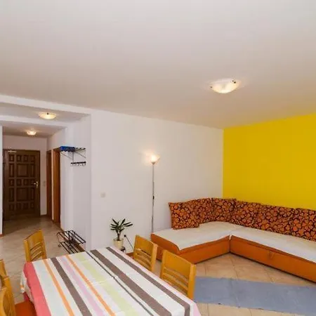 Plavac Mali- Two Bedroom With Balcony And Sea View Potomje